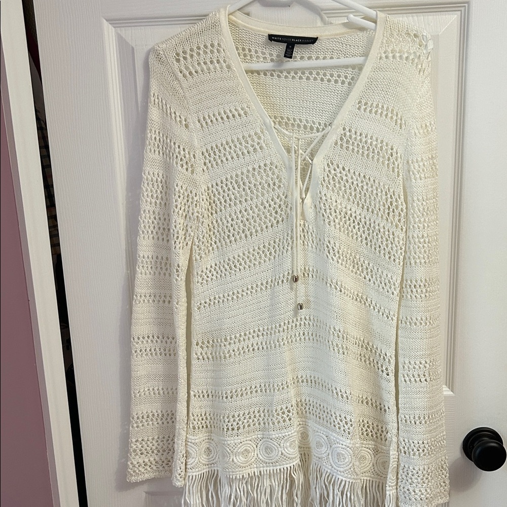 White House Black Market Cream V-Neck Sweater